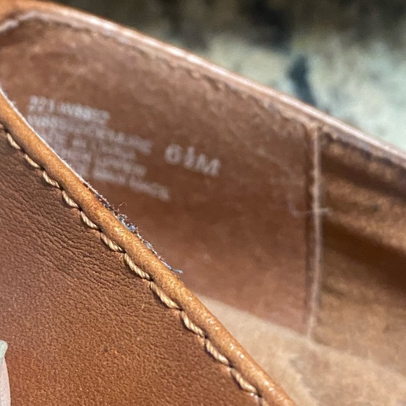 White Mountain Size 6.5M Demure Brown Leather Mary Jane Heel with Accent Lines - Picture 9 of 9